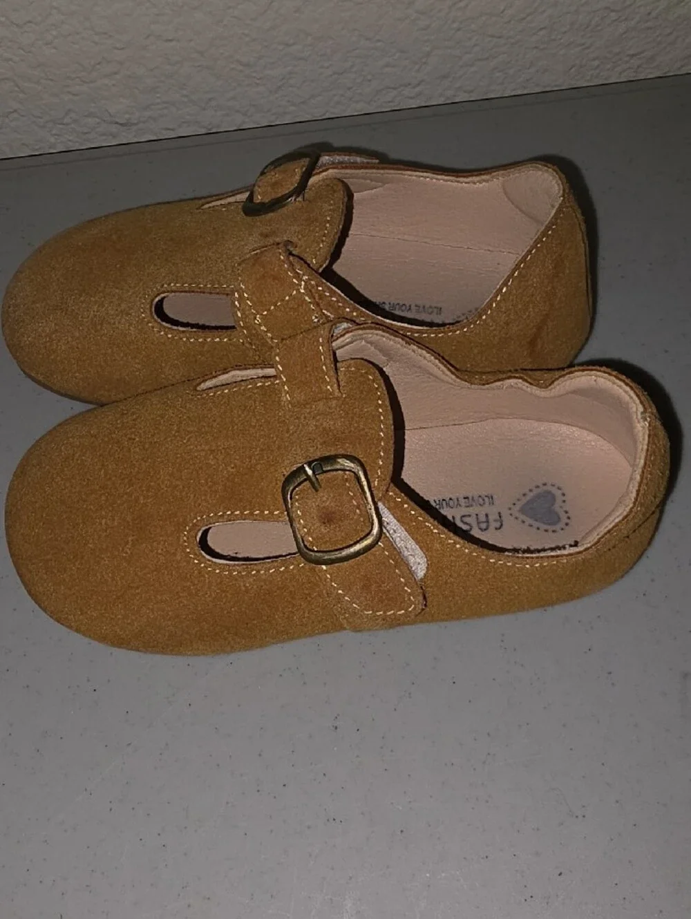 N/A soft suede